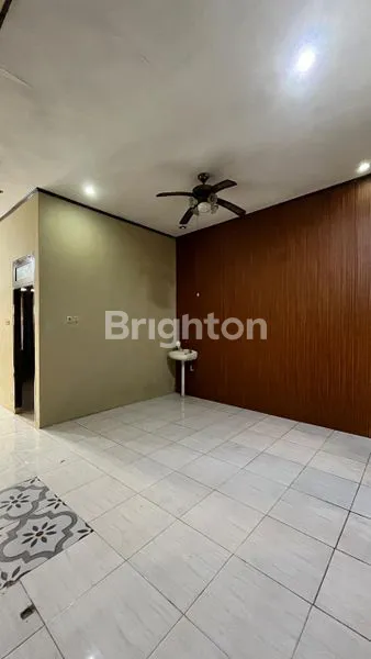 image RUMAH 2 LANTAI 4KT DI FATMAWATI, SIAP HUNI (2)