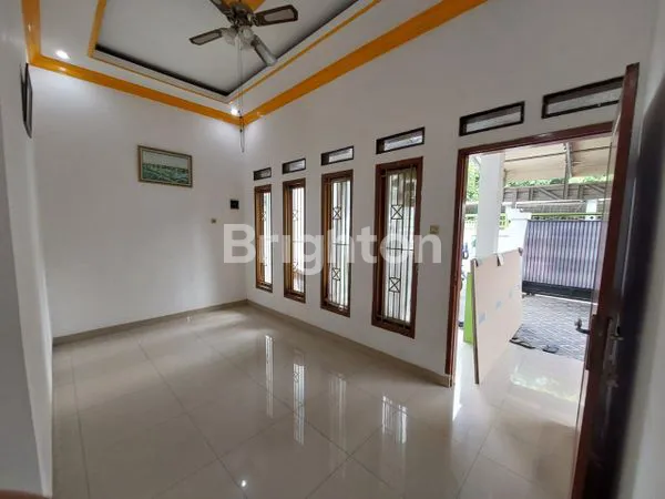 image RUMAH 2 LANTAI STRATEGIS DEKAT TOL & MALL DI PONDOK AREN BINTARO (3)