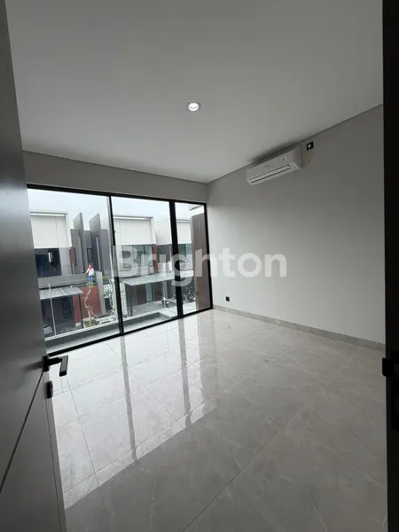 image CIAMIKK RUMAH SIAP HUNI LOKASI DEMPSEY HILL CITRALAND !! (3)