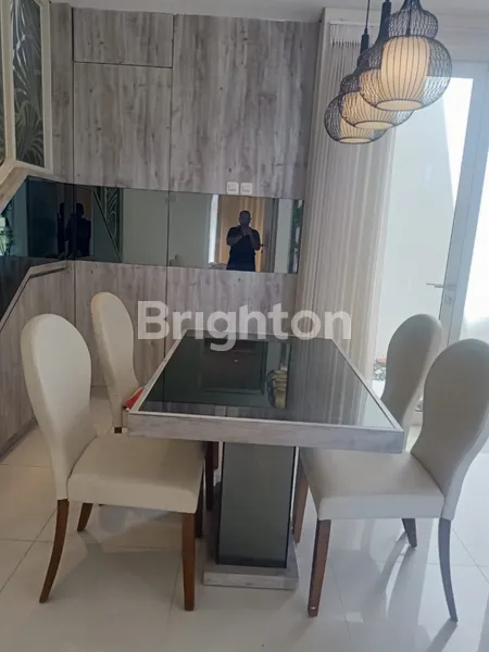 image RUMAH FULL FURNISHED SIAP HUNI - CLUSTER ZIMBALI COSTA PAKUWON CITY (3)