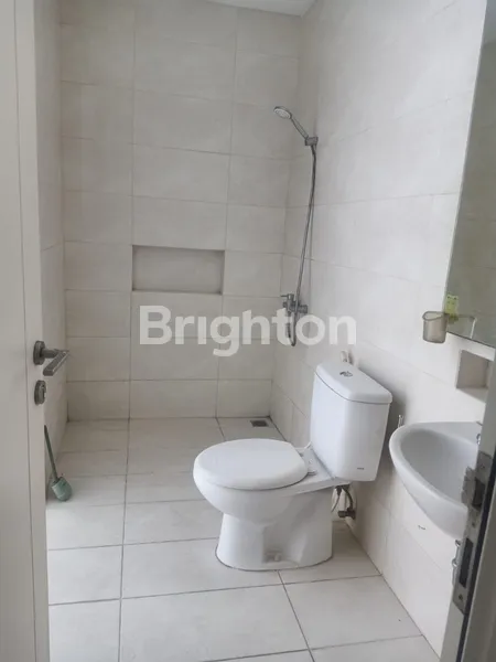 image RUMAH FULL FURNISHED SIAP HUNI - CLUSTER ZIMBALI COSTA PAKUWON CITY (5)