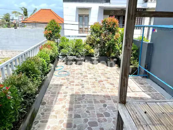 image RUMAH PREMIUM DI LINGKUNGAN PERUMAHAN DEKAT CANGGU BALI (3)