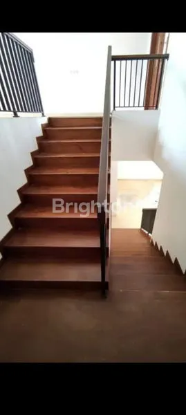 image DIJUAL RUMAH DI KEMANG UTARA 2.5 LANTAI, 400 M², KOLAM RENANG, LOKASI STRATEGIS (7)