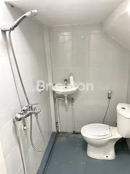 image RUMAH PREMIUM DI LINGKUNGAN PERUMAHAN DEKAT CANGGU BALI (8)