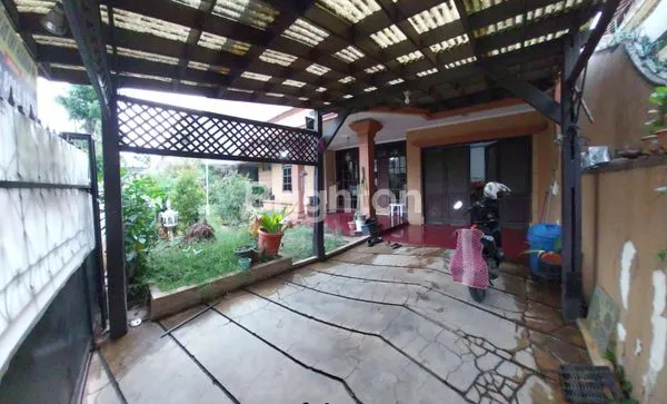 image RUMAH LUAS 300M² DI DUREN SAWIT, 5 KT, SHM (5)