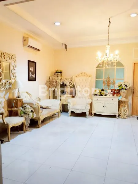 image RUKO 4,5 LANTAI PASAR BARU JAKARTA PUSAT LETAK BAGUS DAN STRATEGIS (2)