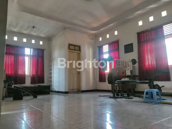 image HUNIAN LUAS 2 LANTAI DI PUSAT SEMARANG (3)