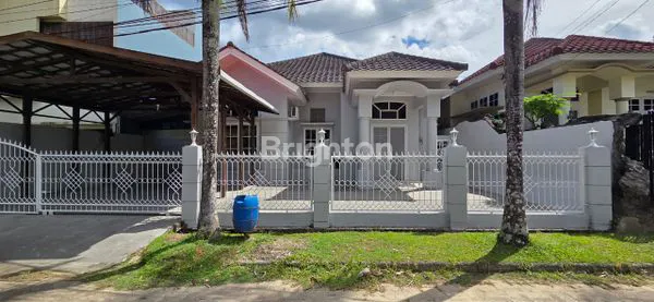 image RUMAH LUAS SIAP HUNI DENGAN 4 KT DI BDI- BALIKPAPAN  (1)