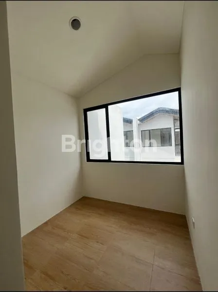 image RUMAH MODERN 2 LANTAI DI CENDANA COVE, LIPPO KARAWACI (6)