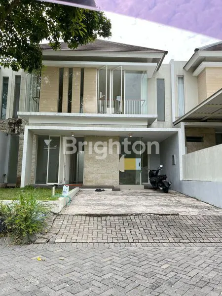 RUMAH 2 LANTAI DEKAT CIPUTRA HOSPITAL UNIVERSITAS CIPUTRA  CITA HATI HOKKY PAKUWON MALL UNESA G-WALK RAYA LONTAR HR MUHAMMAD MAYJEND SUNGKONO