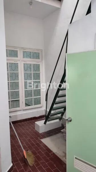 image  RUMAH TAMAN PONDOK INDAH DEKAT UNESA LIDAH, DEKAT PAKUWON MALL, DEKAT MCD (2)