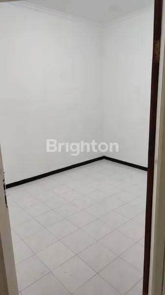 image  RUMAH TAMAN PONDOK INDAH DEKAT UNESA LIDAH, DEKAT PAKUWON MALL, DEKAT MCD (3)