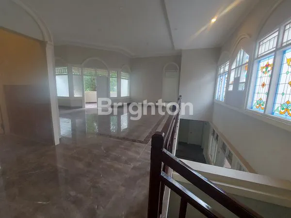 image SEWA RUMAH MEWAH MURAH DI LEBAK BULUS, 8 KAMAR & 4 KM HARGA NEGO (5)