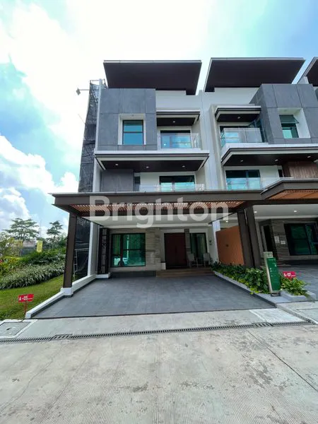 image TOWN HOUSE MEWAH DI PONDOK INDAH, LT 168M² (1)