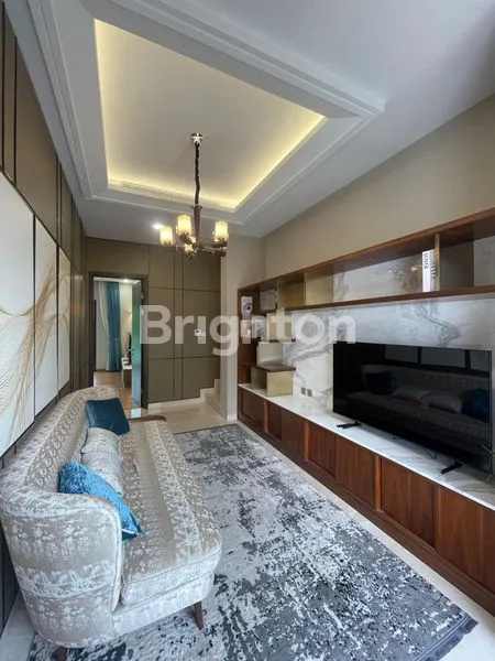 image TOWN HOUSE MEWAH DI PONDOK INDAH, LT 168M² (7)