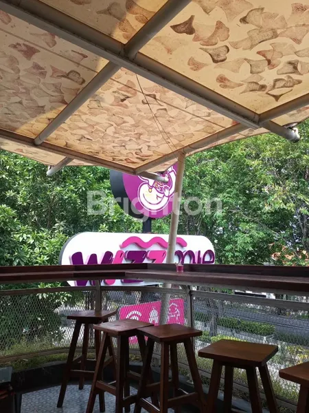 image RUMAH USAHA (RESTORAN) MEWAH HOOK 3 LANTAI DI RUNGKUT DEKAT MCD YAKAYA SUPERINDO SIER MERR KEDUNG BARUK PENJARINGAN GUNUNGANYAR (8)