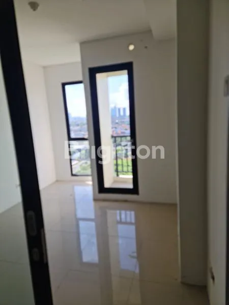 image APARTEMEN CITRALAND VITTORIO, LANTAI TINGGI VIEW KOTA (3)