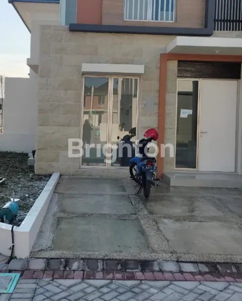 image  RUMAH GREENLAND  DEKAT MENGANTI,DEKAT KAMPUS, DEKAT SEKOLAHAN, DEKAT PASAR MENGANTI  (1)