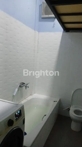 image RUMAH STRATEGIS DI TIBAN MENTARAU, 3 LANTAI, LT/LB 120 (3)