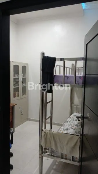image RUMAH STRATEGIS DI TIBAN MENTARAU, 3 LANTAI, LT/LB 120 (4)
