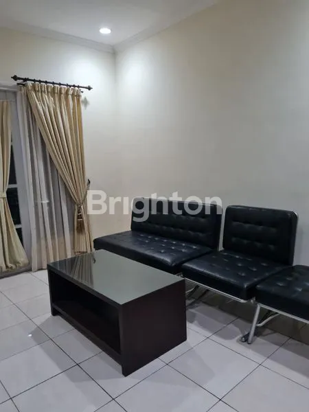 image DI SEWAKAN RUMAH FULL FURNISHED STRATEGIS DEKAT MALL FANTASI (3)