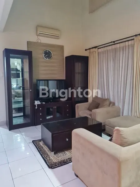 image DI SEWAKAN RUMAH FULL FURNISHED STRATEGIS DEKAT MALL FANTASI (4)