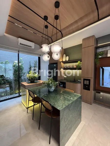 image RUMAH LUAS 4+1 KT DI NORTHWEST GARDEN, ADA ROOFTOP (4)