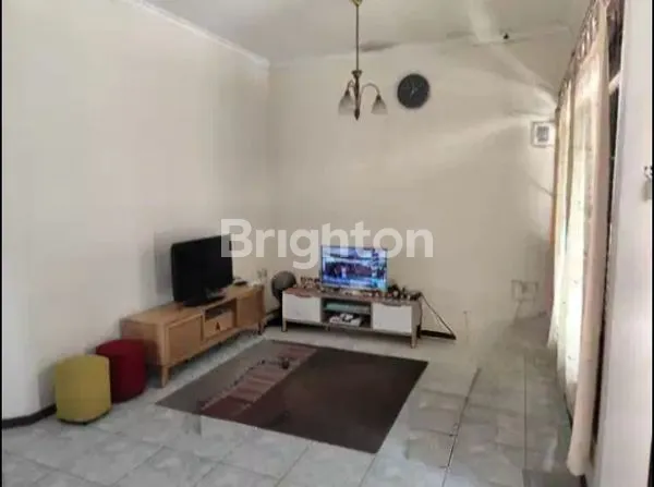 image RUMAH HALAMAN LUAS DI TAMAN CIMANGGU LOKASI STRATEGIS (3)