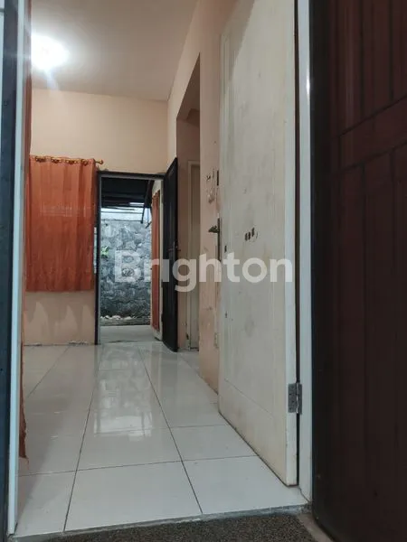 image RUMAH STRATEGIS DEKAT STASIUN TANGERANG SELATAN  (3)