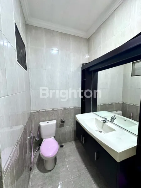 image RUMAH CANTIK DI NEO CATALONIA BSD (6)