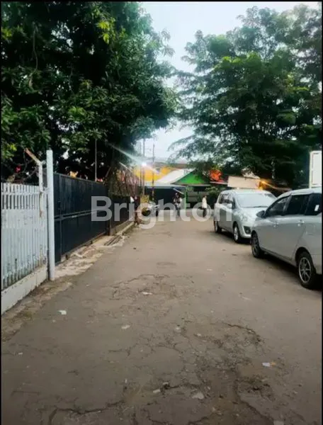 image RUMAH LUAS, STRATEGIS CAWANG JAKARTA TIMUR. (7)