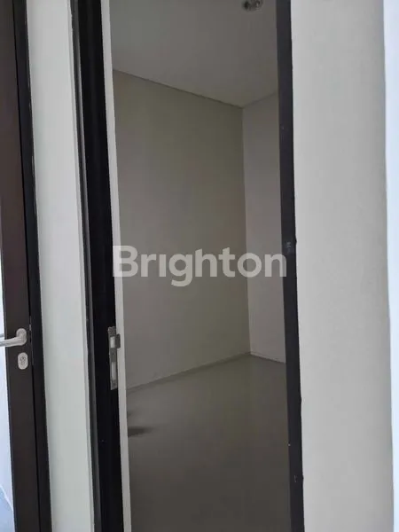 image HUNIAN NYAMAN JAKARTA BARAT, LT 88M² DEKAT TOLL JORR (4)