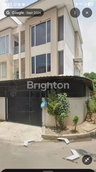 image RUMAH PUSAT KOTA JAKARTA 3 LT 3 KT, KEPA DURI KEBUN JERUK  (1)