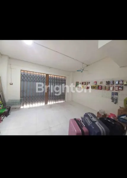 image RUMAH TOKO TENGAH KOTA , LOKASI STRATEGIS DEKAT KANTOR DPRD (4)