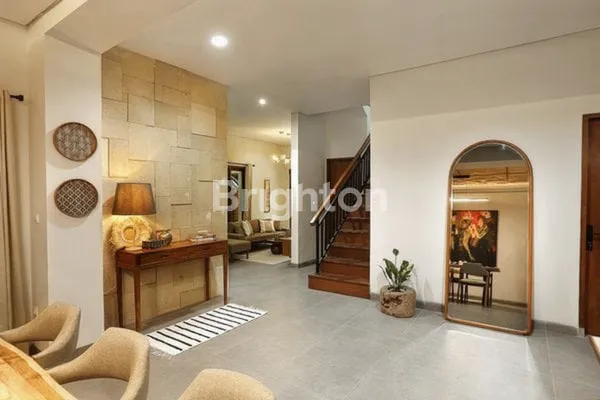 image (NEW) VILLA MEWAH MODERN 3 KAMAR TIDUR DI KAWASAN ELITE JIMBARAN – BALI (2)