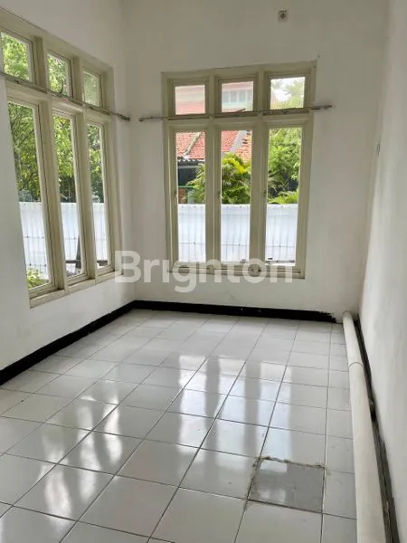 image RUMAH PREMIUM 4 KT SIAP HUNI LT 162M² DI PANDUGO DEKAT KAMPUS, RSUD DAN AKSES TOL RUNGKUT JUANDA (4)