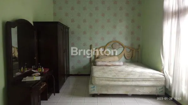 image DIJUAL RUMAH LUAS FURNISHED STRATEGIS BEDALI LAWANG SELANGKAH KE JALAN POROS PROVINSI KABUPATEN MALANG  (6)