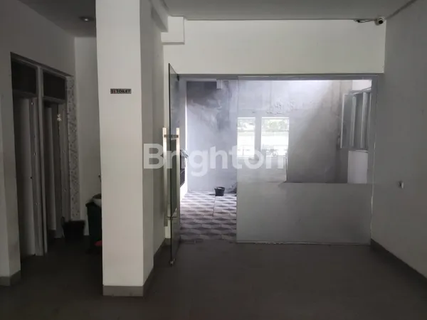 image RUMAH USAHA PUSAT KOTA UNDAAN (4)