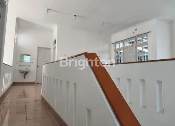 image RUMAH MEWAH 2 LANTAI, LT 300M² DI BB (7)