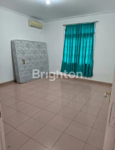image RUMAH MEWAH 2 LANTAI, LT 300M² DI BB (6)