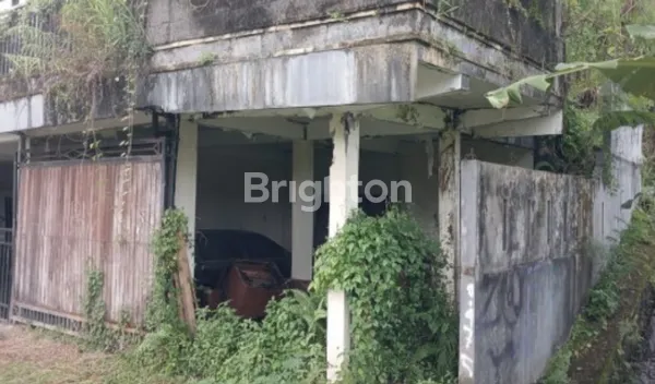 PELUANG INVESTASI: RUMAH 2 LANTAI HARGA MIRING DI PUSAT KOTA TABANAN!