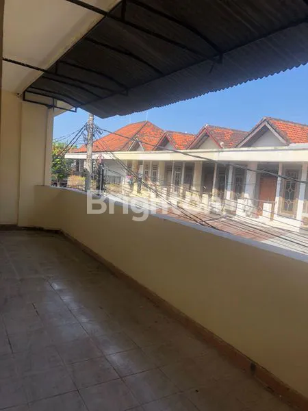 image RUKO 2 LANTAI DI SESETAN, LT 150M² SHM LENGKAP (5)