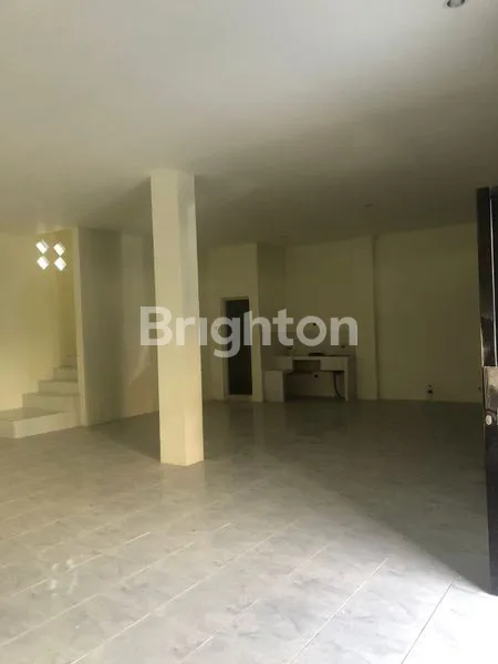 image RUKO 2 LANTAI DI SESETAN, LT 150M² SHM LENGKAP (2)