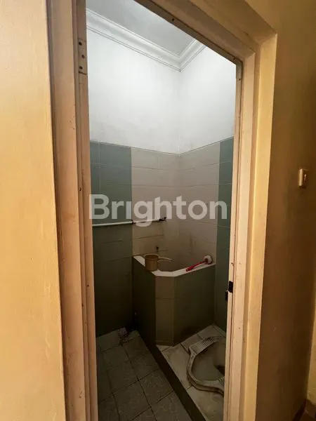 image RUMAH MEWAH 5 KT DI BENOYO PERMAI, DEKAT MALL RAMAYAN (5)