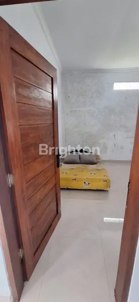 image DIJUAL CEPAT!RUMAH 2 LANTAI SIAP HUNI DAERAH KAPAL MENGWI BADUNG (5)