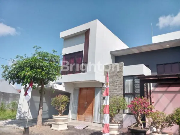image RUMAH MEWAH DI GRAHA SUDIRMAN KEPANJEN (1)