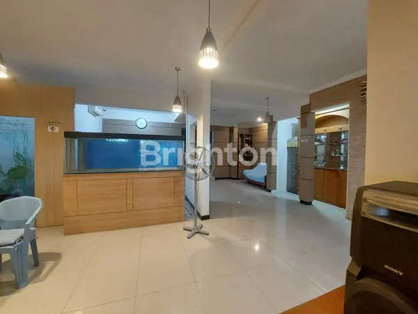 image RUMAH MEWAH 2 LANTAI DEKAT JALAN SILIWANGI (3)