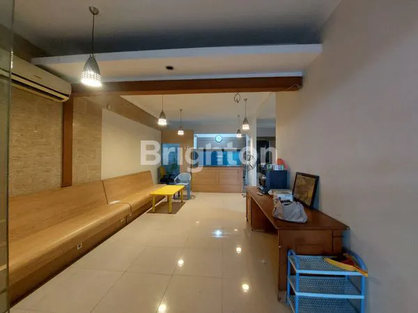 image RUMAH MEWAH 2 LANTAI DEKAT JALAN SILIWANGI (1)