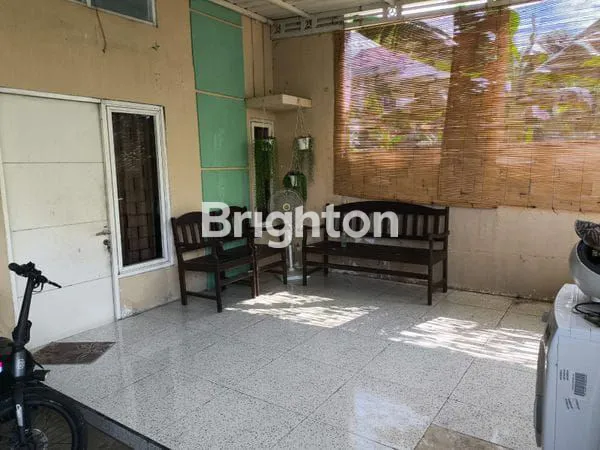 image RUMAH ROYAL PABEAN WARU LUAS 7X13 (5)