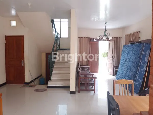 image EKSKLUSIVITAS & KEMEWAHAN DI JANTUNG RENON – HUNIAN MEWAH SIAP HUNI! (4)